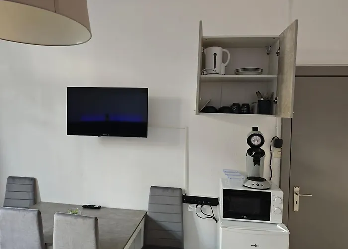 Confortable Pour 4p 150m De La *